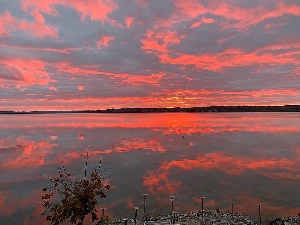 6070 Lake Leelanau Dr, Traverse City, MI 49684 Zillow