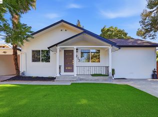 1913 W Middlefield Rd, Mountain View, CA 94043