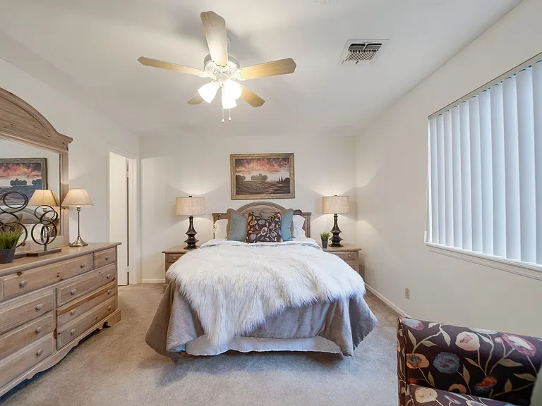 Park Villas Apartments — Photo 32