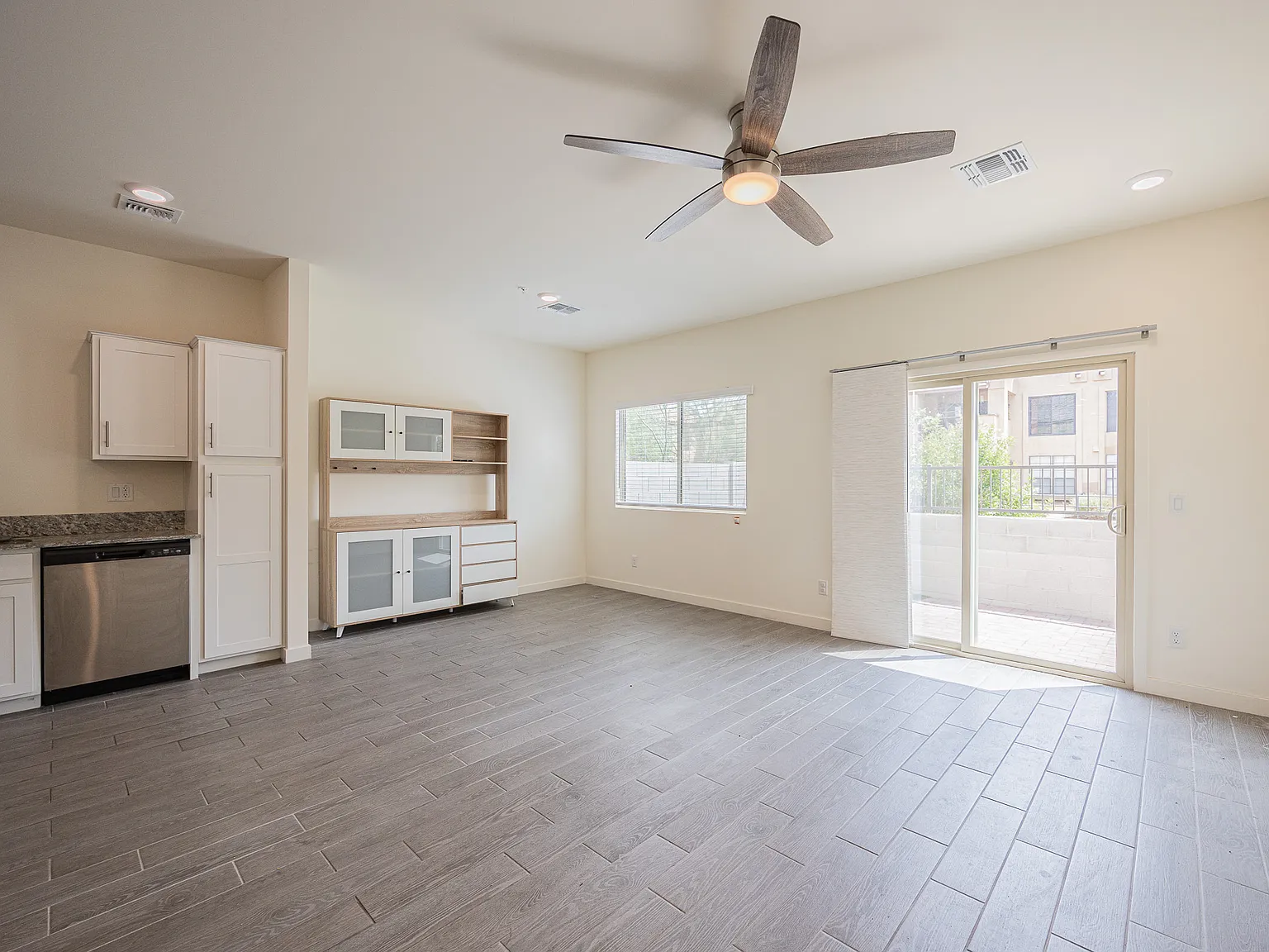 8343 N 22nd Drive, Phoenix Az — Photo 3