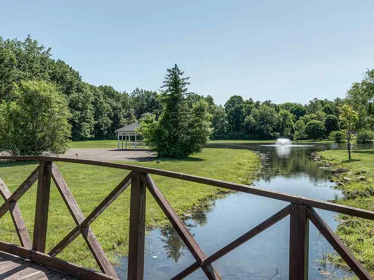 Belle Villa Lake — Photo 5