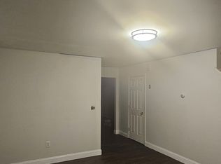 122 Potters Ave #122, Providence, RI 02905