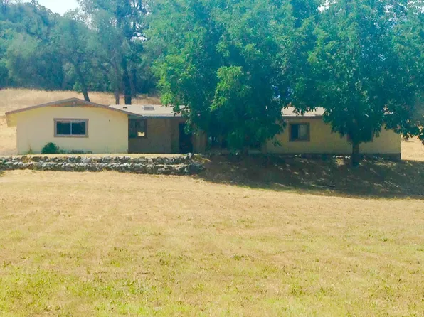 5289 Lombardi Dr, Mokelumne Hill, CA 95245