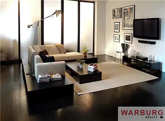 Rented by Warburg | media 5