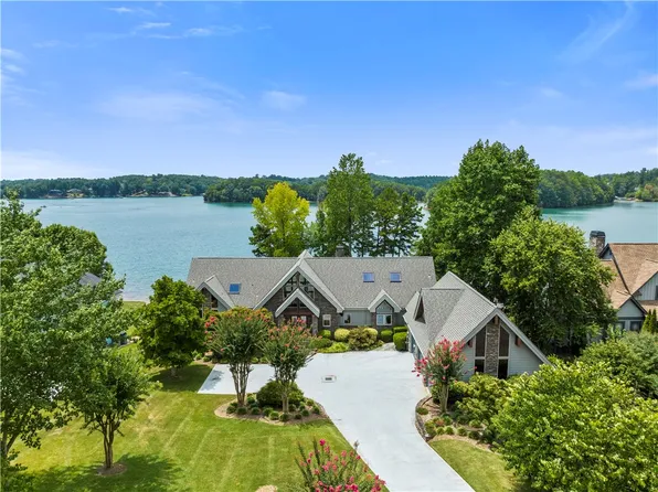 403 Bay Hill Dr, West Union, SC 29696