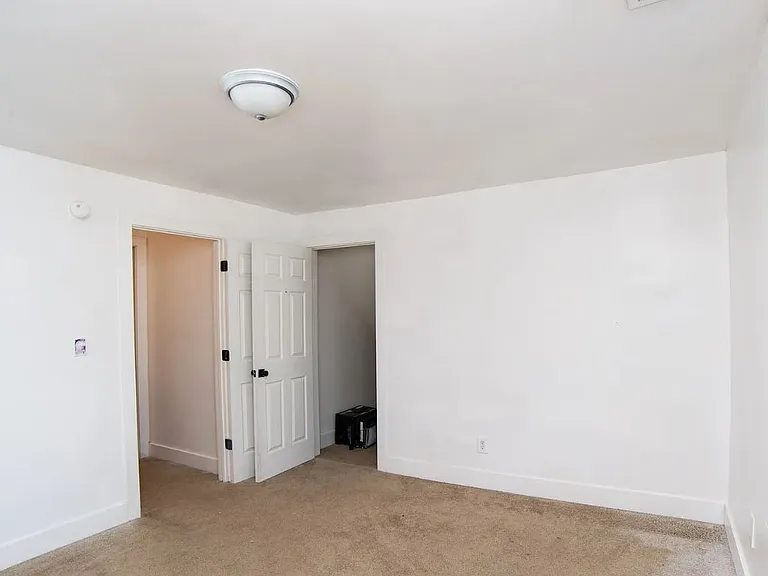 1745 Union St — Photo 17