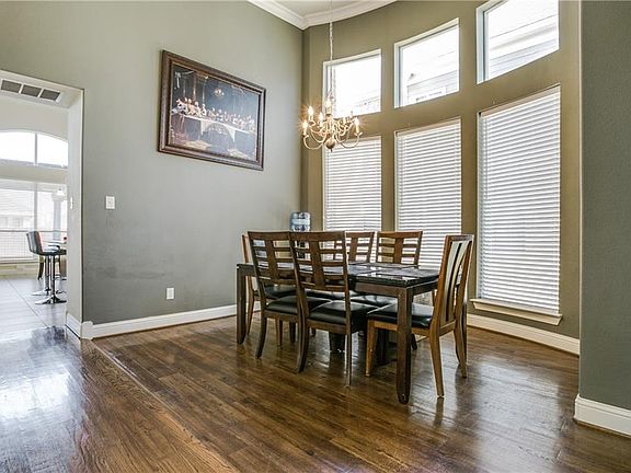 4th image of 4207 Eagle Dr