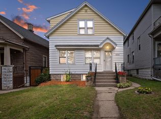 2714 S 15th St, Milwaukee, WI 53215
