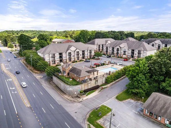 2301 Veterans Memorial Pkwy, Tuscaloosa, AL 35405