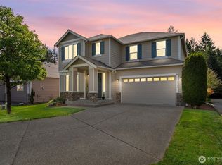 8940 Campus Meadows Loop, Lacey, WA 98516