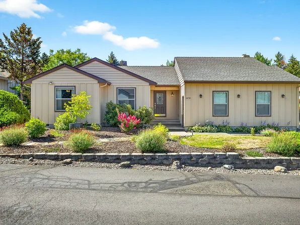 2458 Republic Way, Medford, OR 97504