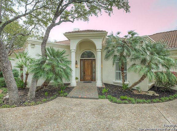 3rd image of 8 Westelm Cir