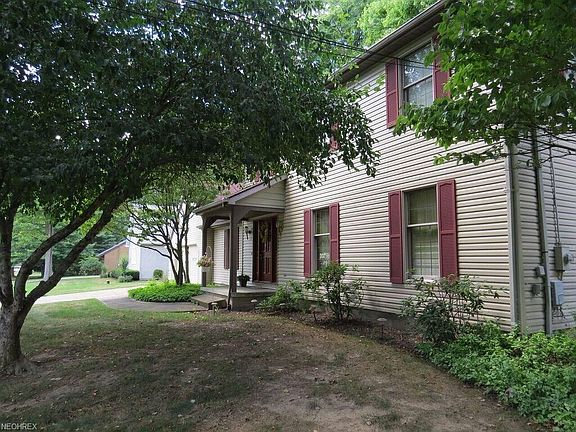 3rd image of 1181 Logan Wood Dr