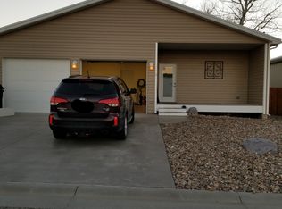 16 Roosevelt St, Mills, WY 82604