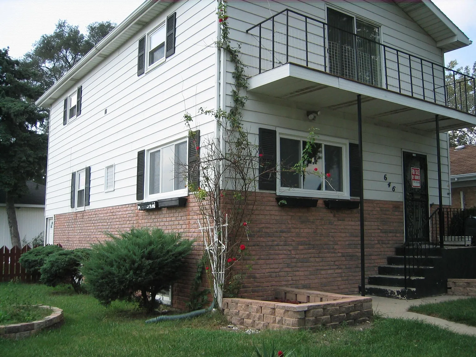 646 Rice Ave photo 1