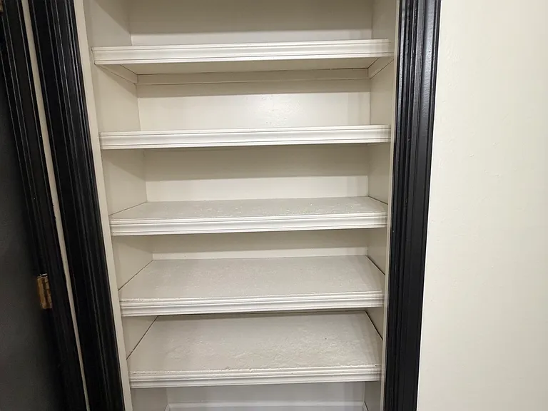 320 S Wyandotte Ave #11 — Photo 8