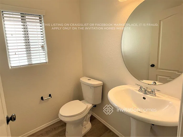 2226 W Dale Ln — Photo 9