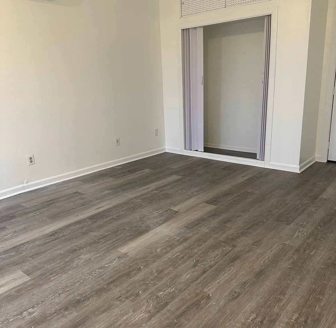 3 bed, 1300 sqft, $2,900 — Photo 3