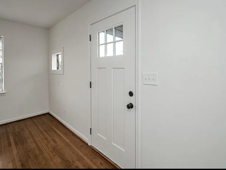 937 Linthicum St — Photo 4