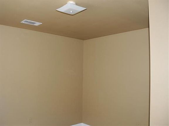 4th image of 3328-30 2nd St