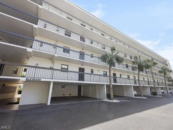 995 Anglers CV #N303, MARCO ISLAND, FL 34145