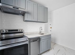 30-10 36th Ave #2L, Astoria, NY 11106