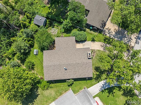 4th image of 1432 Woodhue Dr