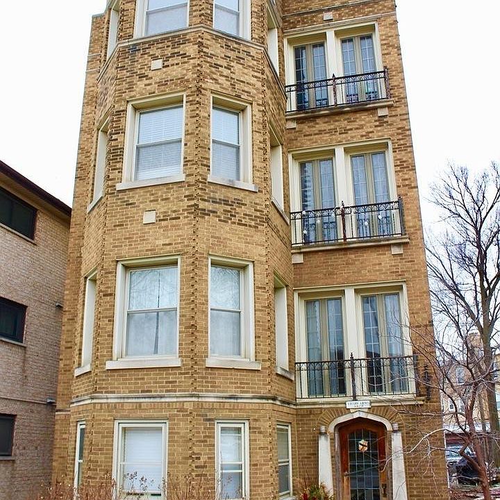 1st image of 6827 N Northwest Hwy APT 2