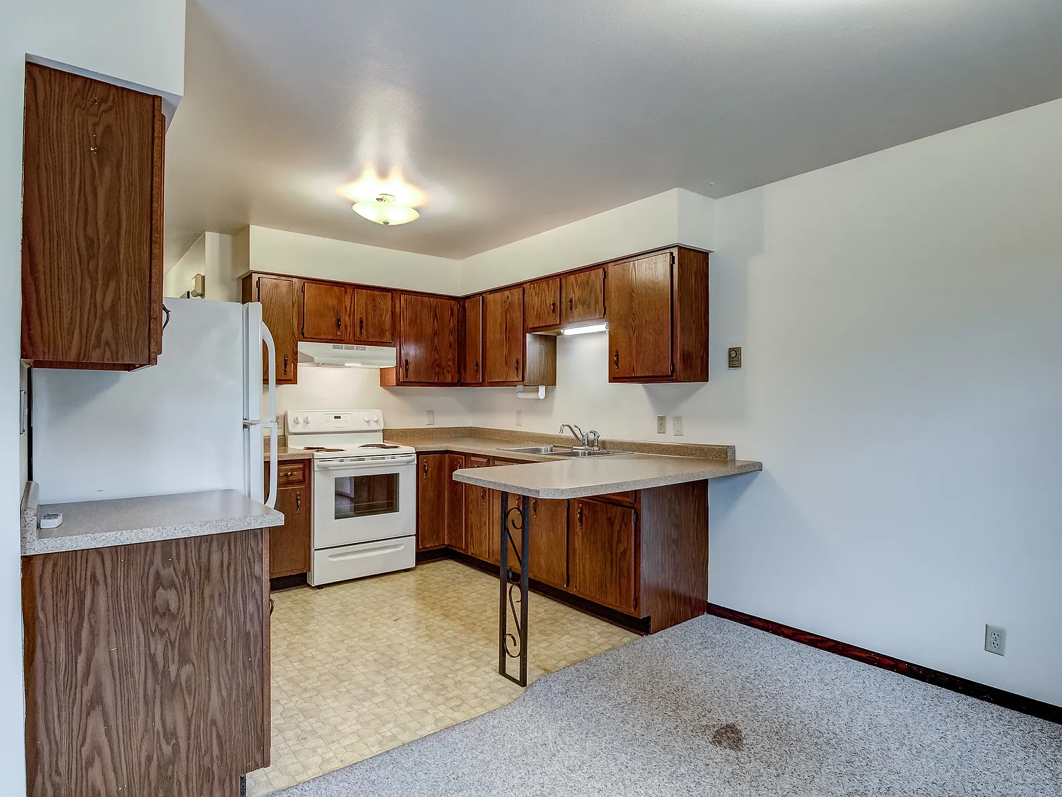 2 bed, 750 sqft, $1,095 — Photo 2