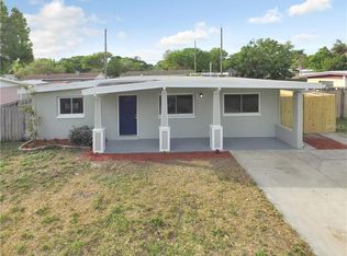 9455 Park Lake Dr, Pinellas Park, FL 33782