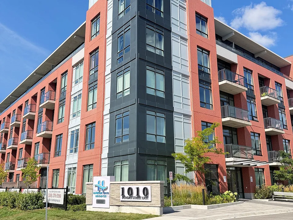 1010 Dundas St E #518