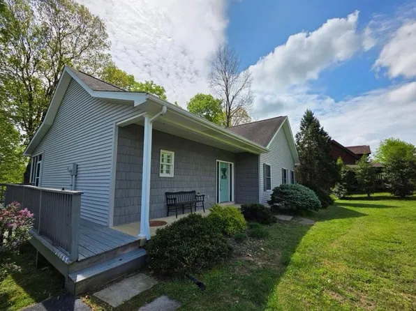 908 Patriots Landing Ln, Falls Of Rough, KY 40119