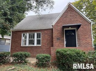 2241 S 12th St, Springfield, IL 62703