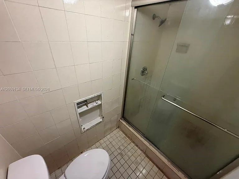 1325 W 68th St #111 — Photo 5