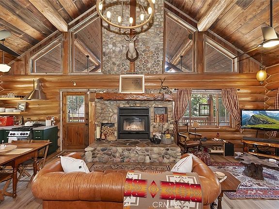 3rd image of 29632 Hook Creek Rd