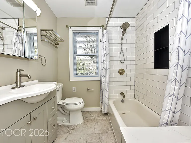 127 Pine St — Photo 15