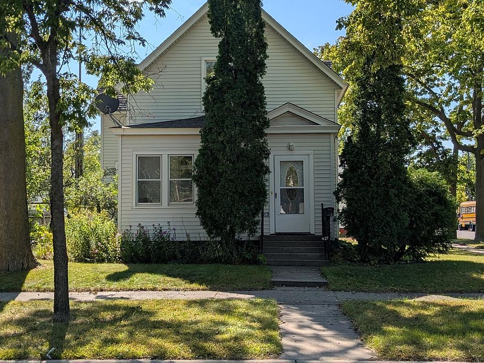 1st image of 427 16th Ave N
