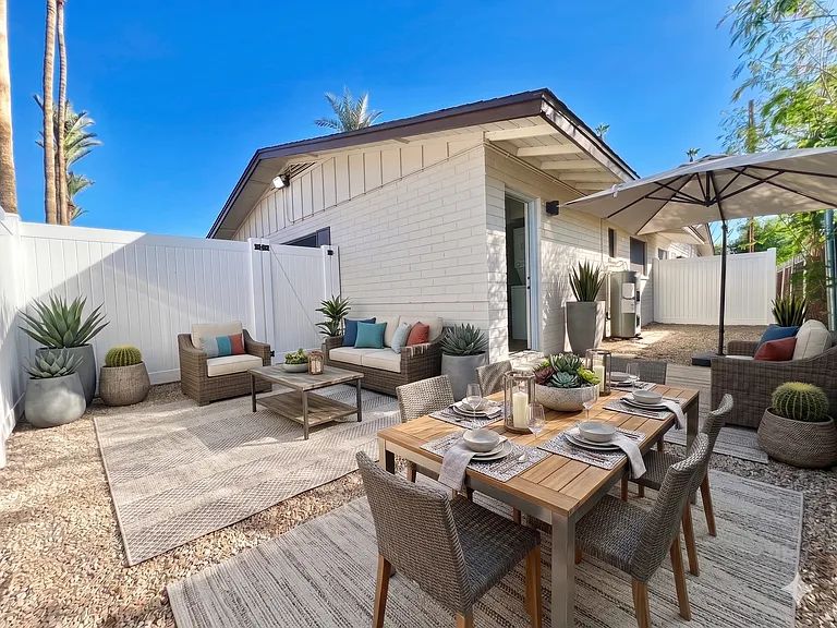 Villas on Holly — Photo 31