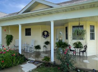 1151 Light Plant Ln, Winchester, IL 62694