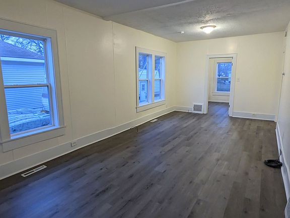 3rd image of 717 Young Ave APT 1