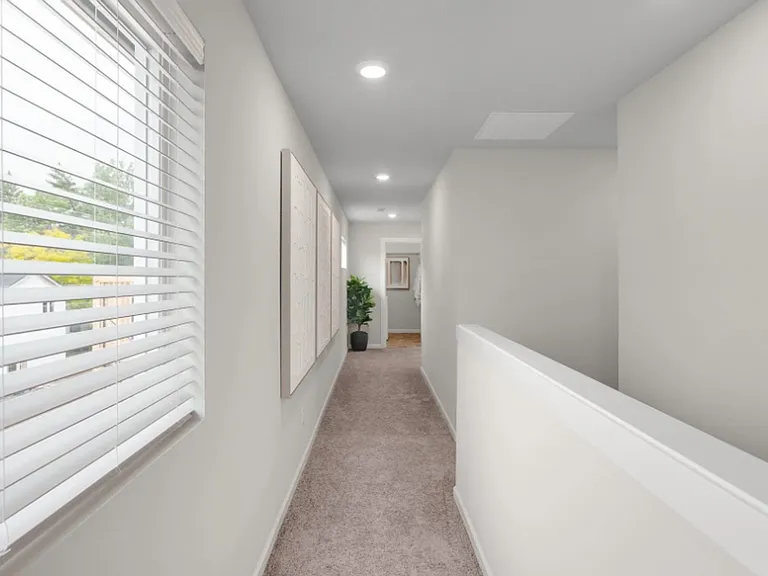 7207 SW Spruce St — Photo 14