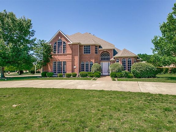 2nd image of 205 Stanford Ct