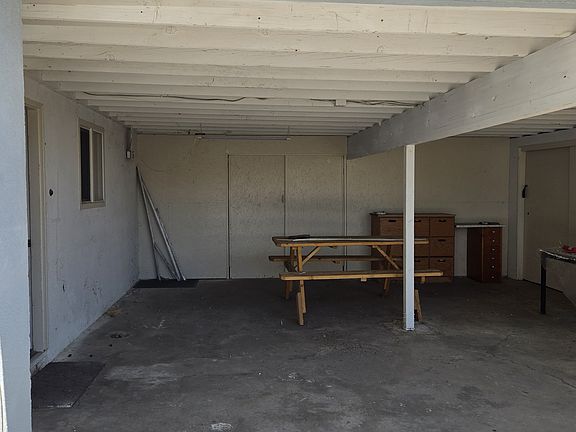 2nd image of 33 A St