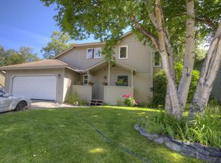 231 N Gloria St, Palmer, AK 99645