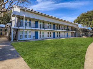 The Paddock on Park Row, Arlington, TX 76010