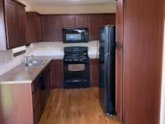 5th image of 221 S Maize Rd #19 & 20