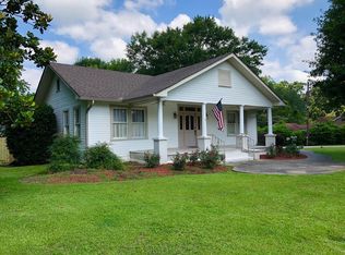 1814 Old Bay Springs Rd, Laurel, MS 39440