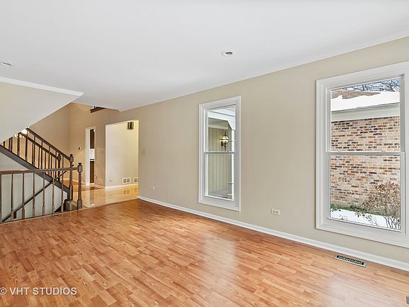 4th image of 1068 Creekside Dr