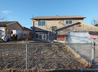 1306 W Leisher Rd, Cheyenne, WY 82007