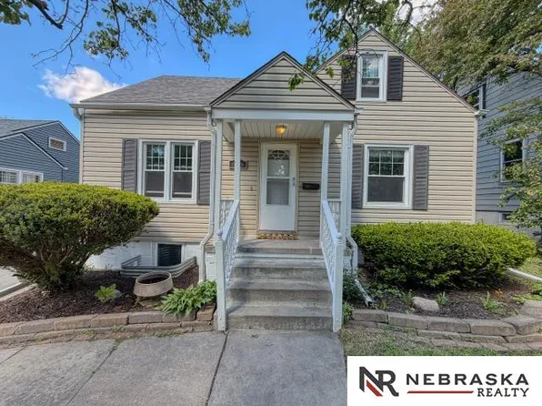 6036 Walnut St, Omaha, NE 68106